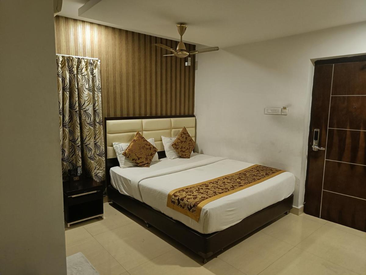The Kings Park Residency Hotel Csennai Kültér fotó