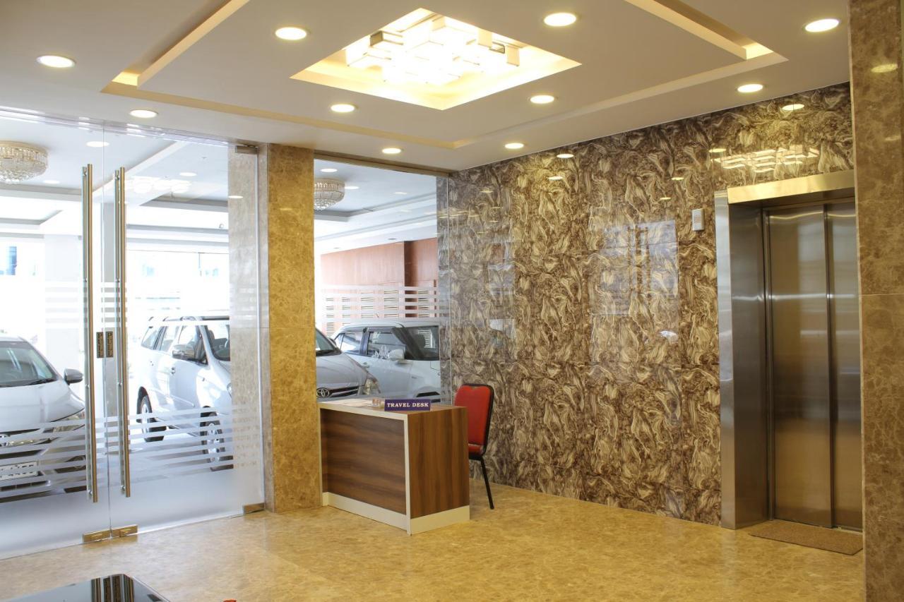 The Kings Park Residency Hotel Csennai Kültér fotó