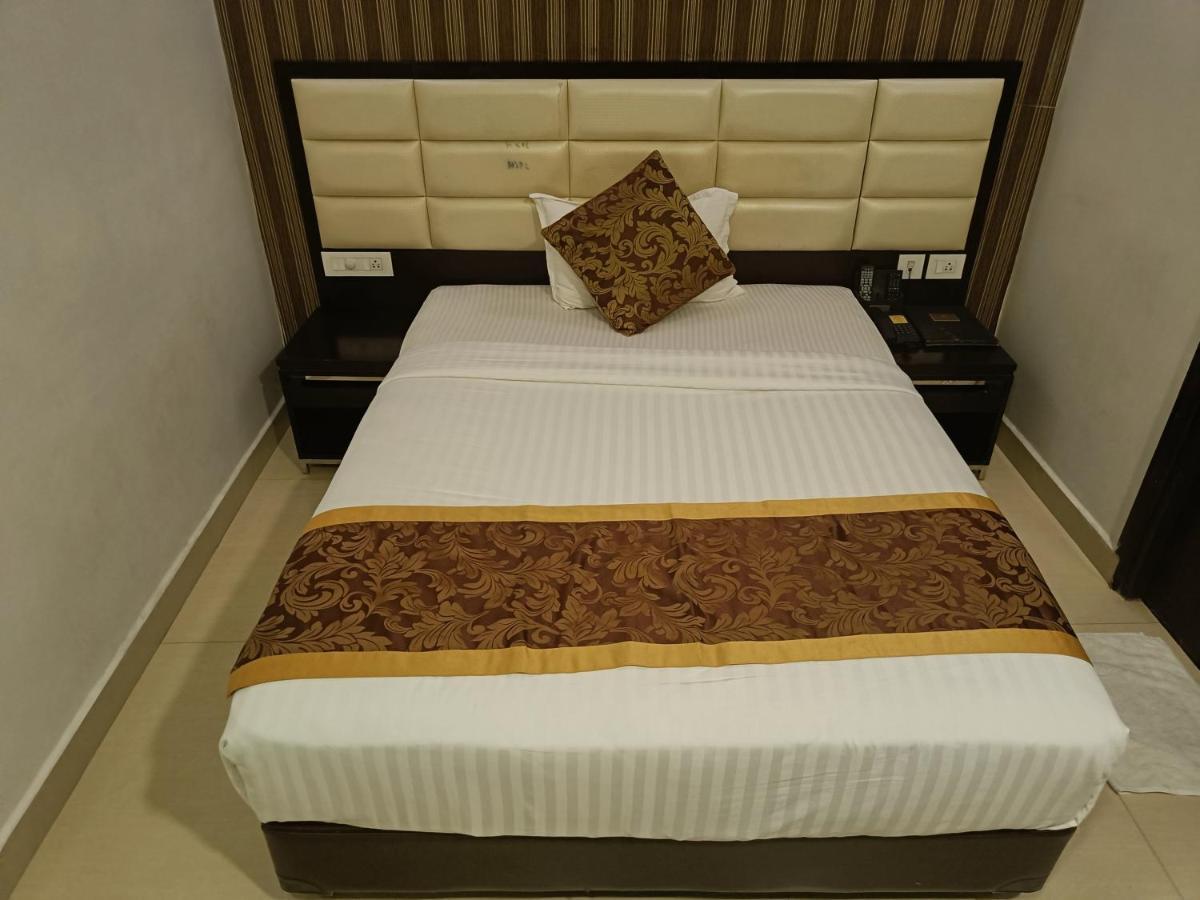 The Kings Park Residency Hotel Csennai Kültér fotó