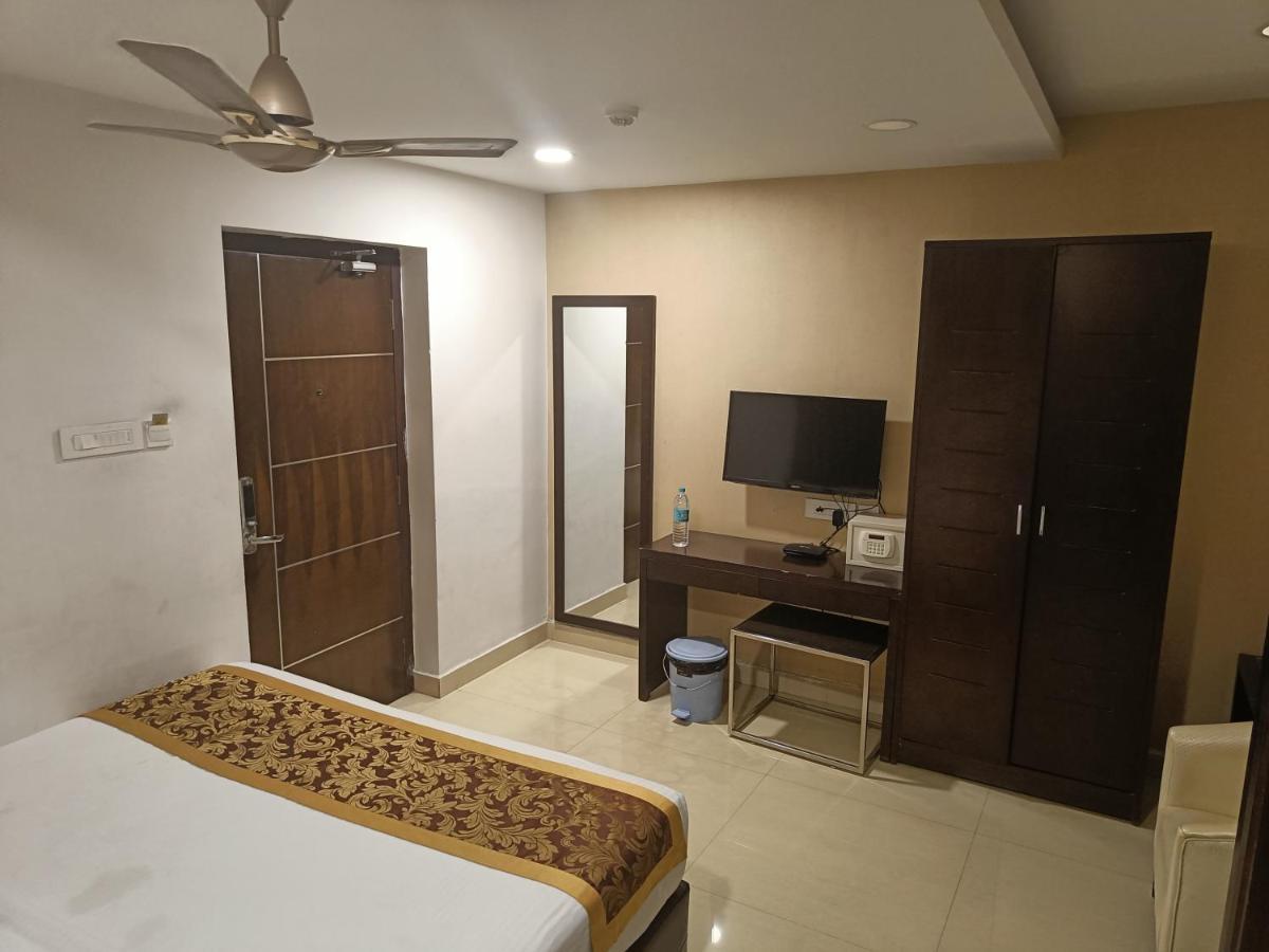The Kings Park Residency Hotel Csennai Kültér fotó
