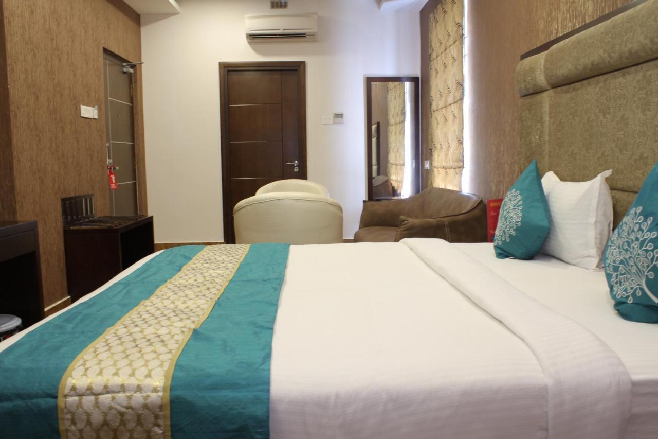 The Kings Park Residency Hotel Csennai Kültér fotó