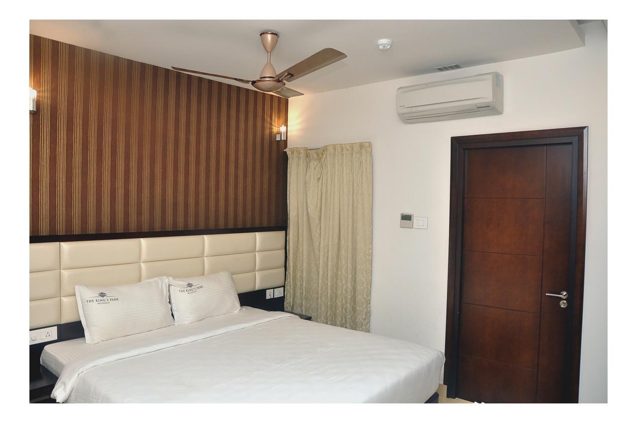 The Kings Park Residency Hotel Csennai Kültér fotó