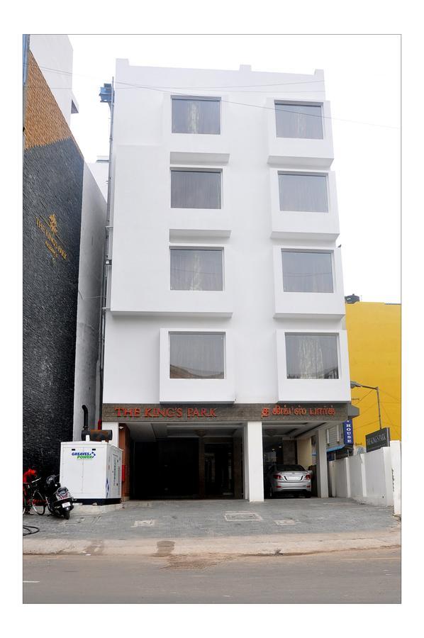 The Kings Park Residency Hotel Csennai Kültér fotó